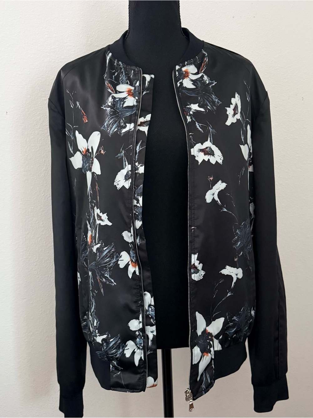 Zara Man Floral Printed Satin Bomber Jacket - Size Large (EUC)